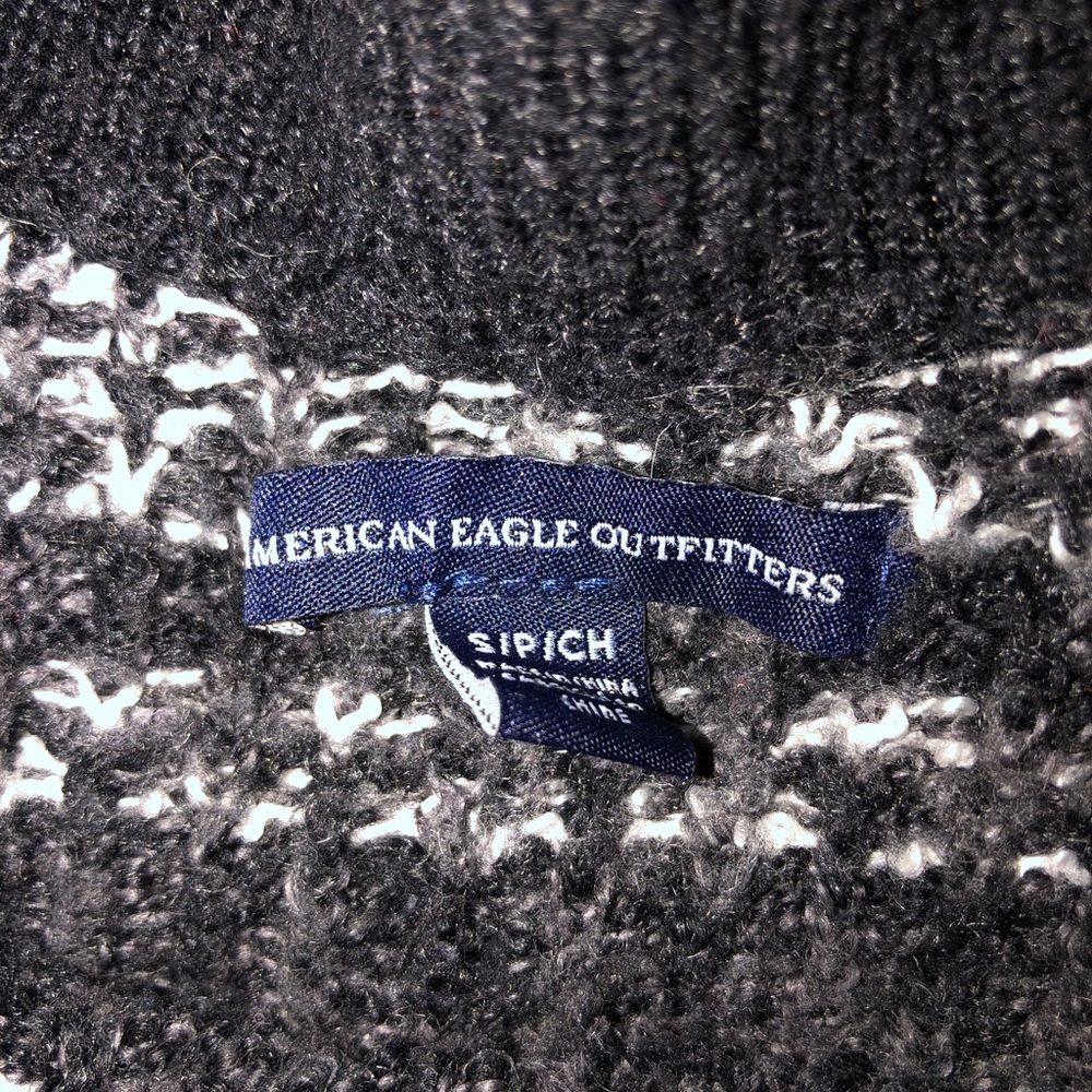 sweater - Picture 2 of 2